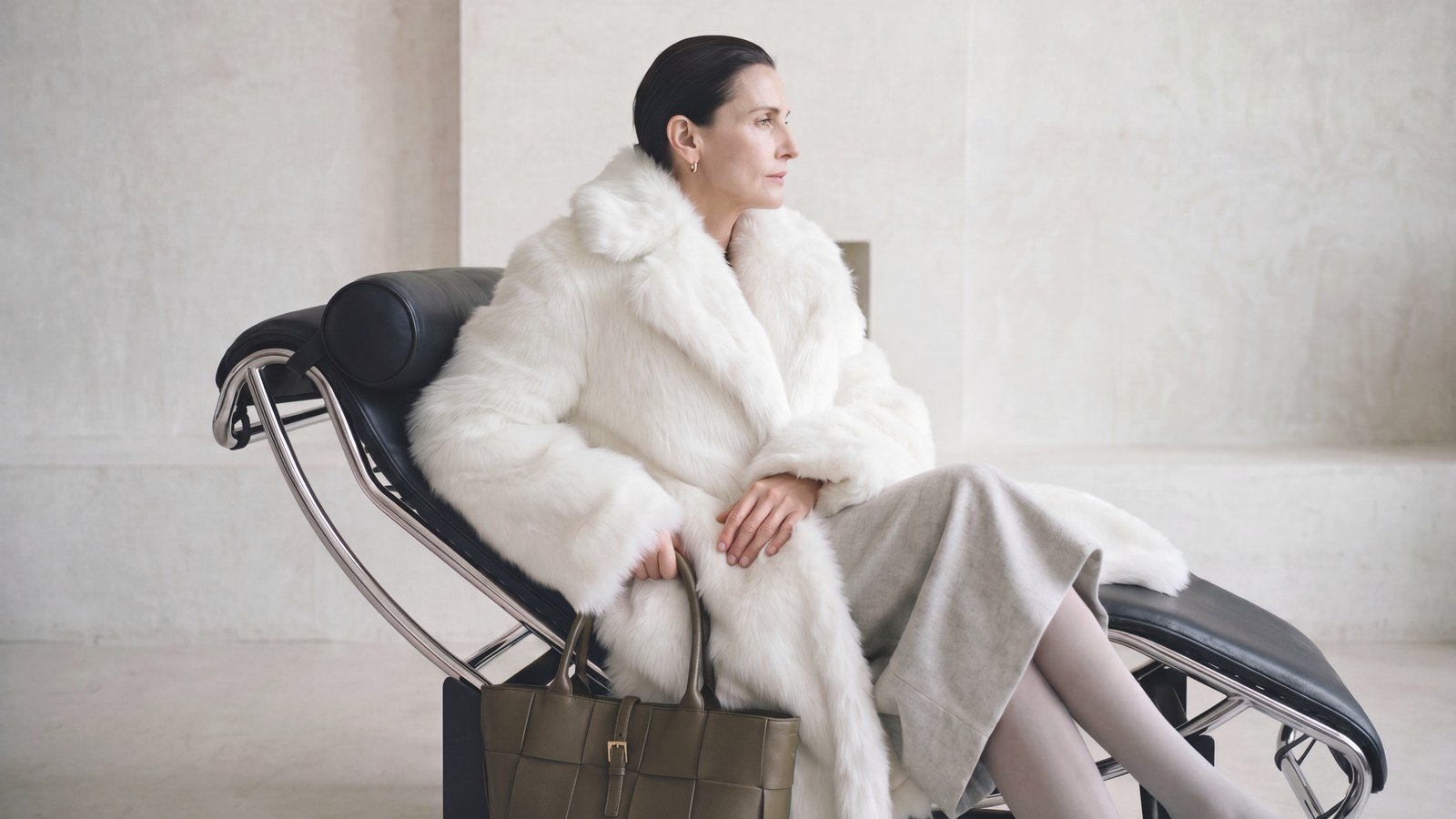 Fominte faux fur garment quality control